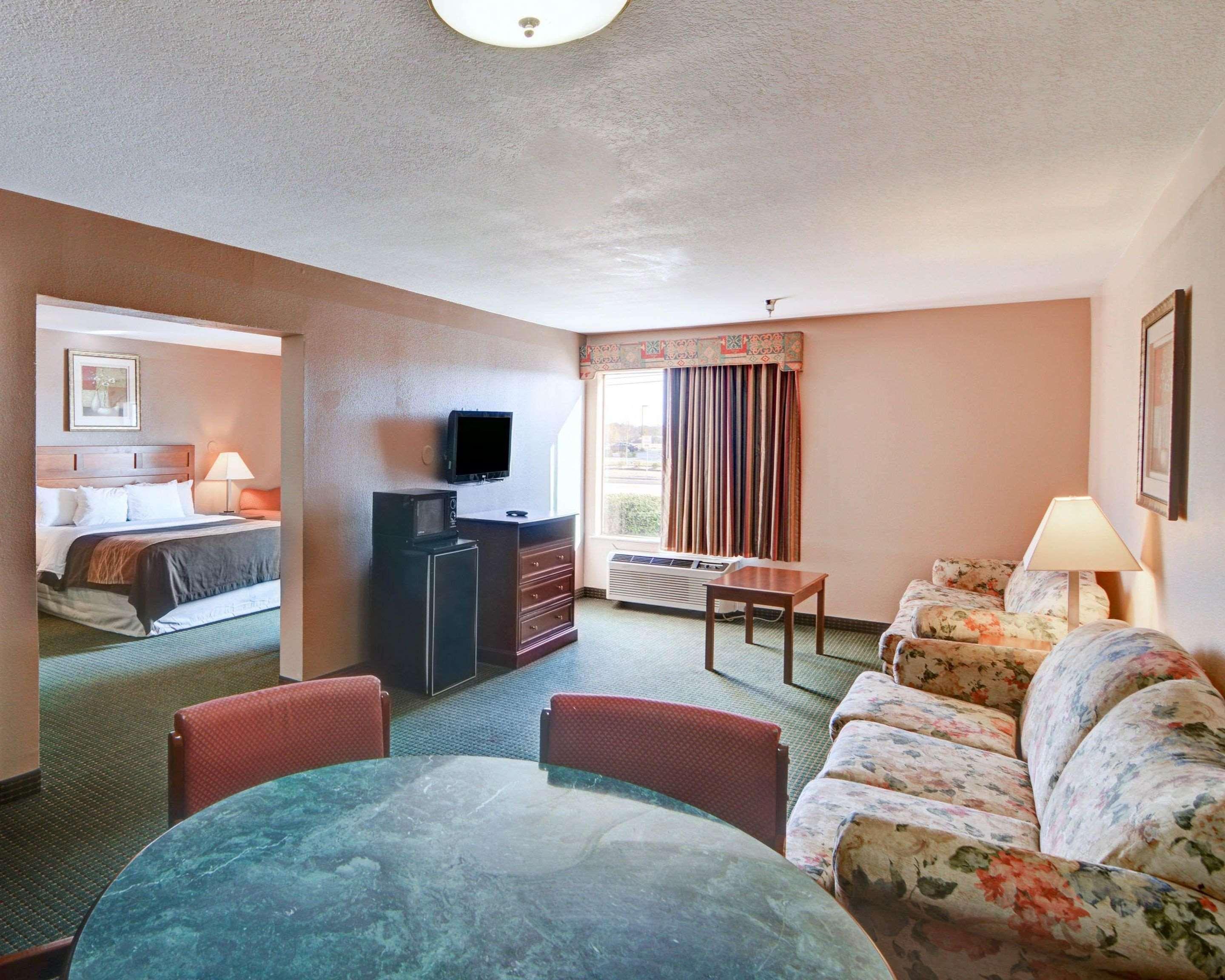 Quality Inn Forest Hill - Fort Worth South Εξωτερικό φωτογραφία
