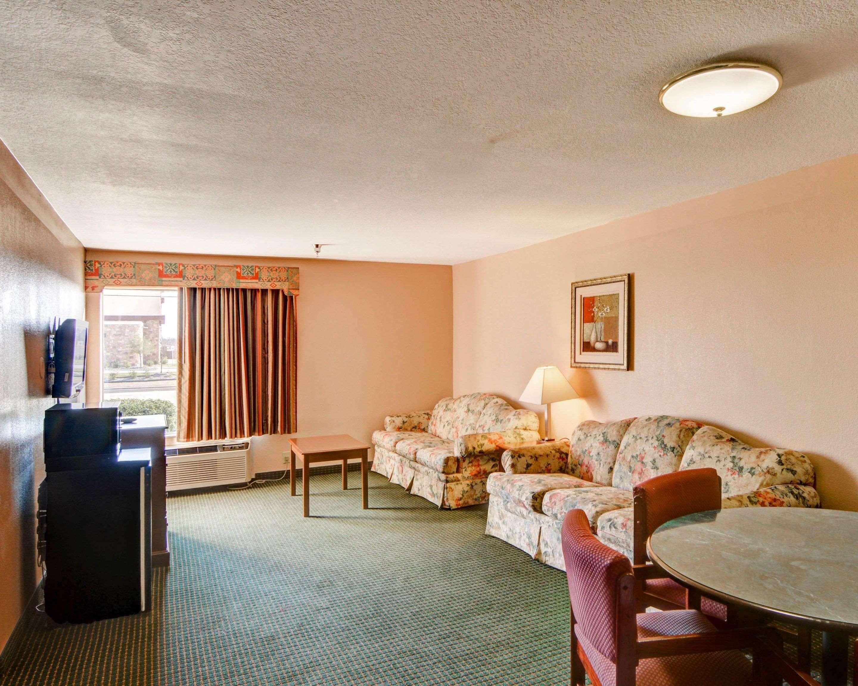 Quality Inn Forest Hill - Fort Worth South Εξωτερικό φωτογραφία